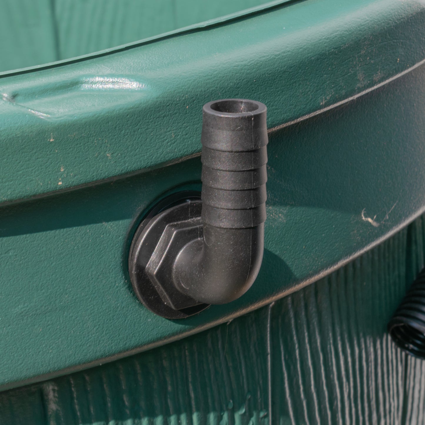 Water Butt 90° Overflow Elbow with Nut & Washer, 1"