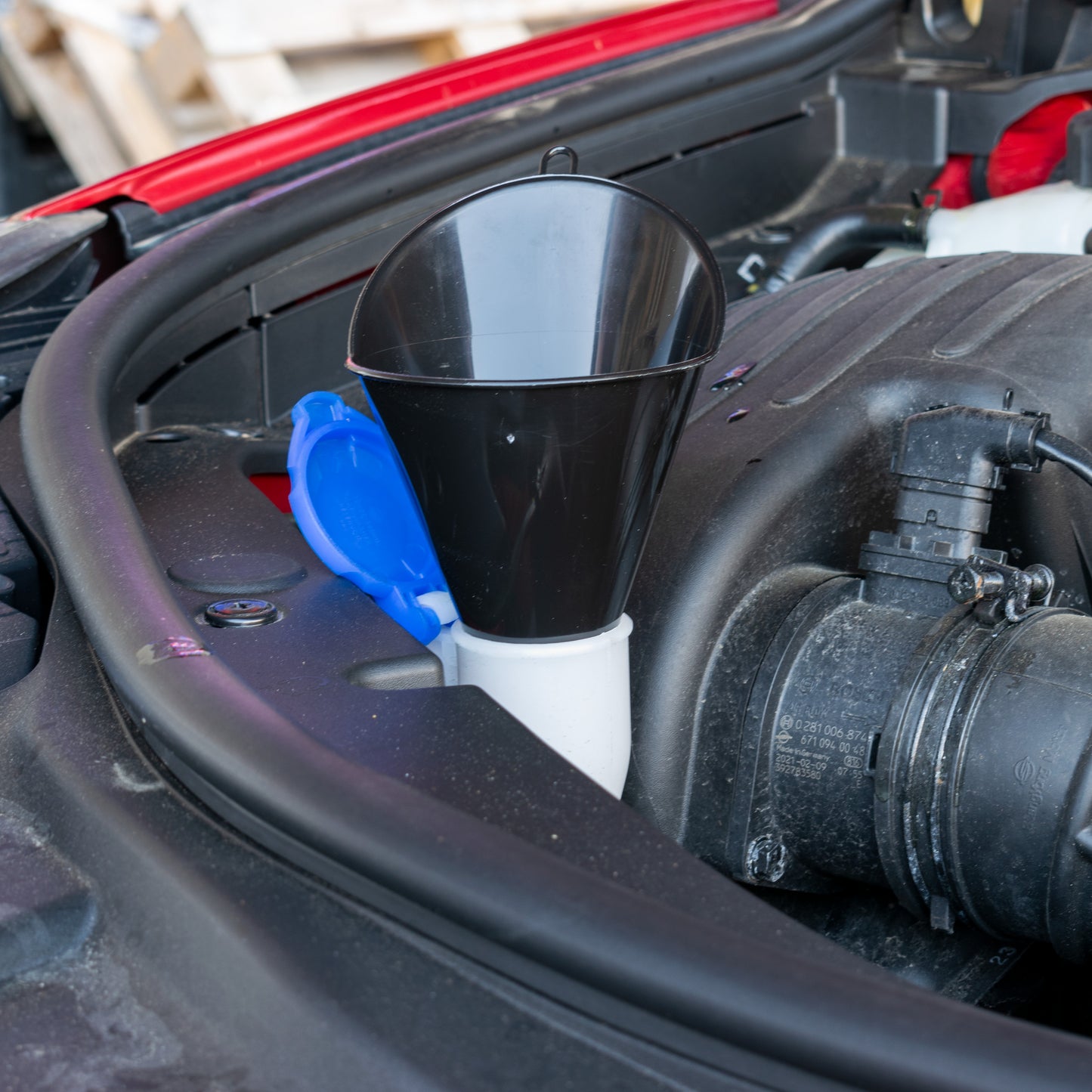 Small Vehicle Funnel with Angled Mouth, Black