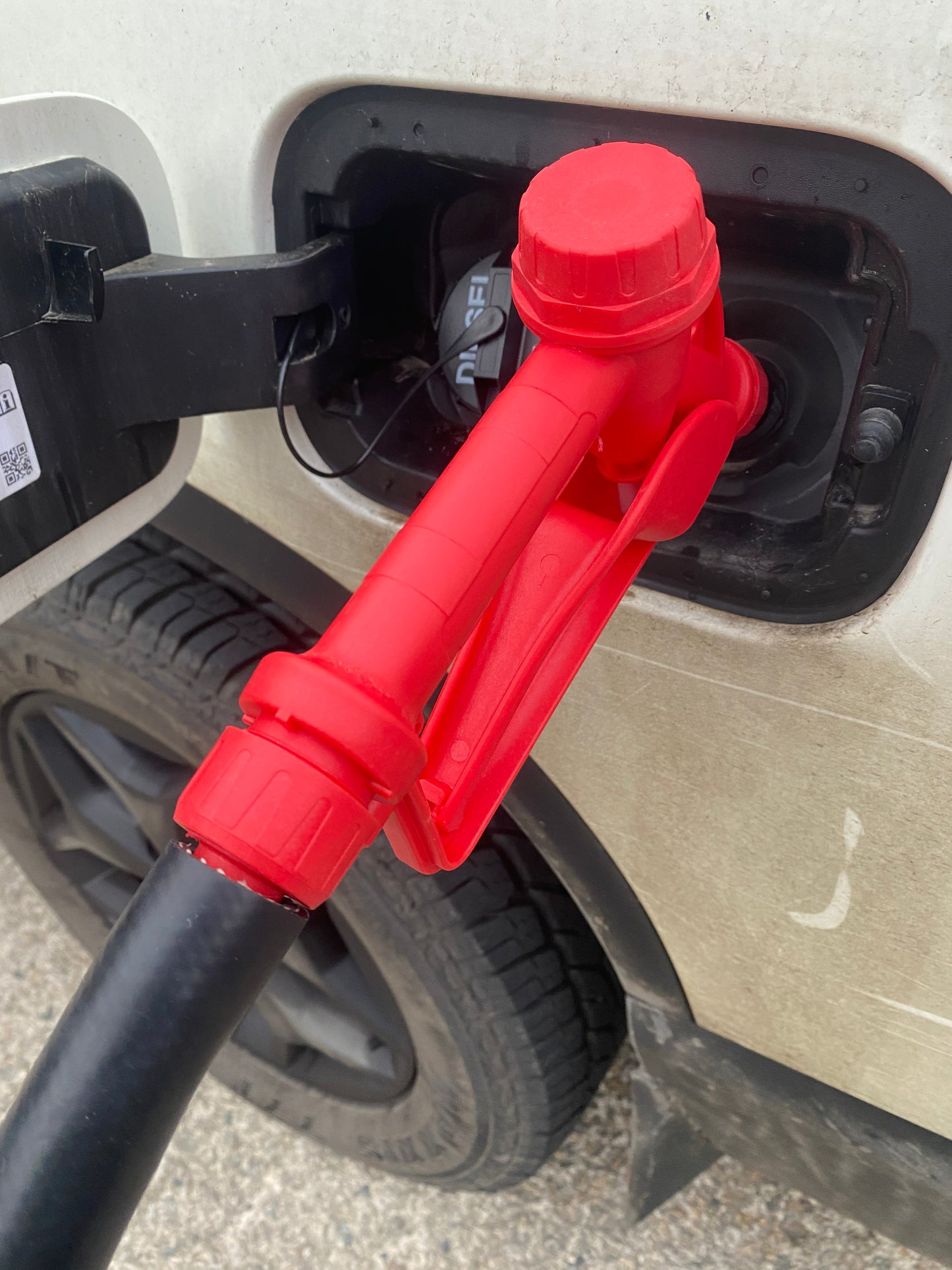 Red Ad-Blue & Fuel Dispensing Nozzle for 3/4" Hose with Metal Tip