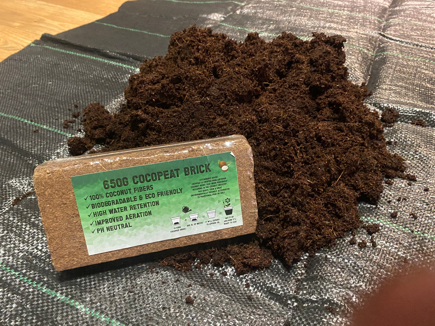 Organic Coconut Coir Fibre Natural Compost Brick, 650g
