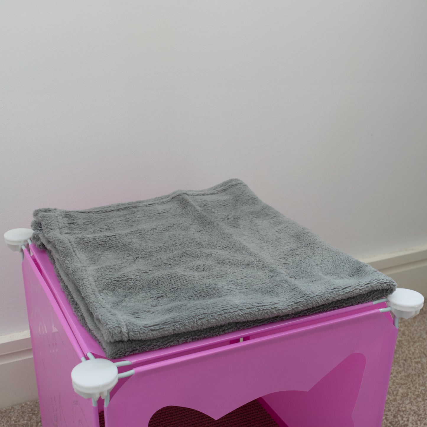 Pink Kitty Cubby Cat Tower Play House, Small