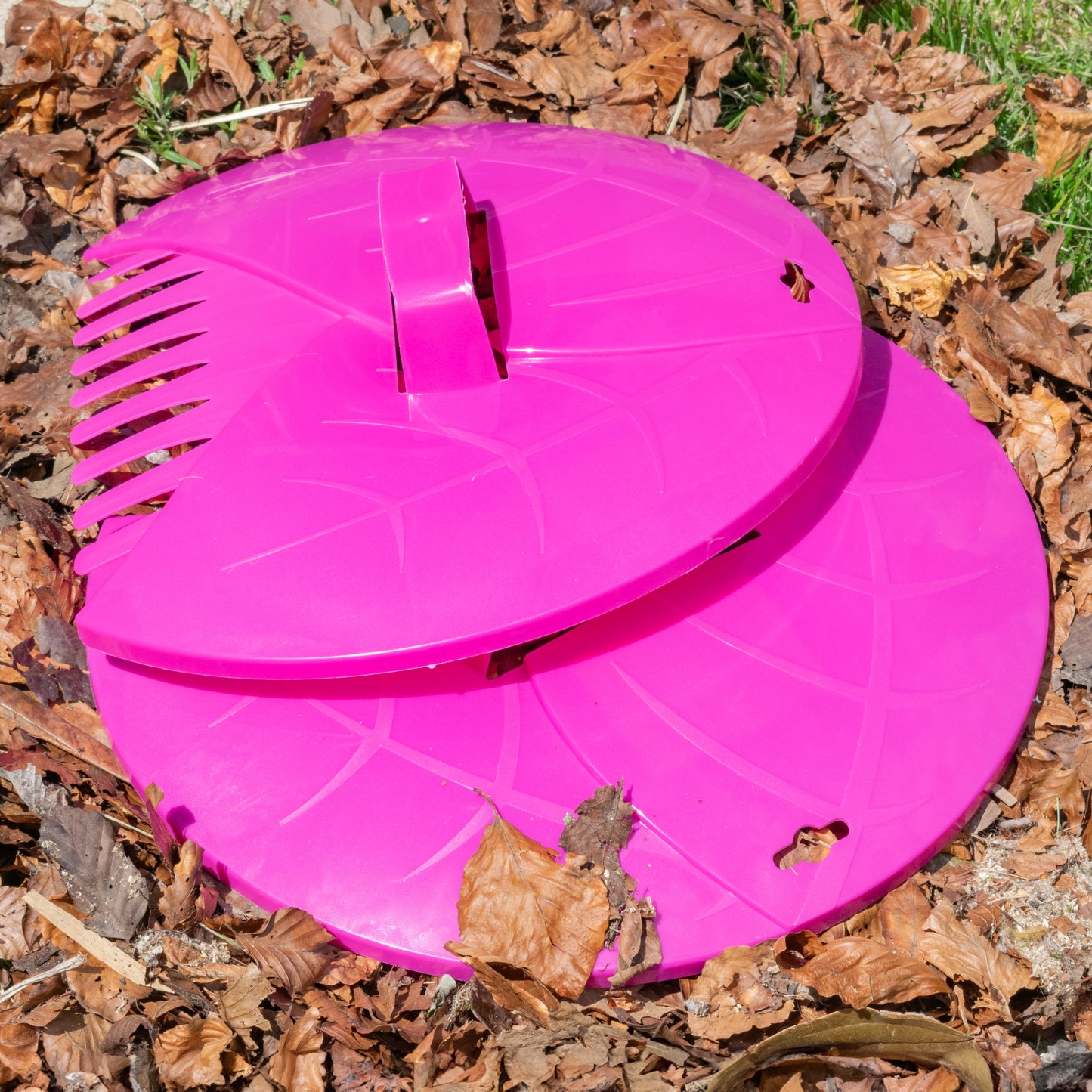Garden Cleaning Leaf Grabbers, Pink