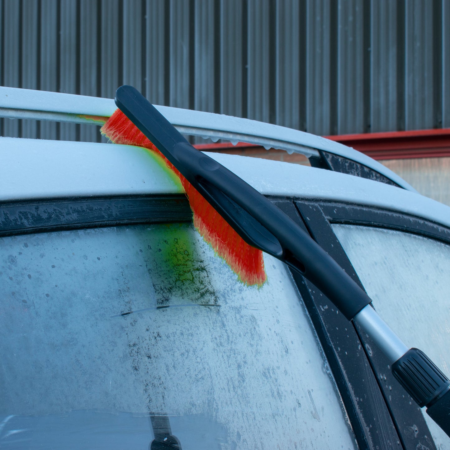 Telescopic Handle 2-in-1 Ice Scraper & Snow Brush