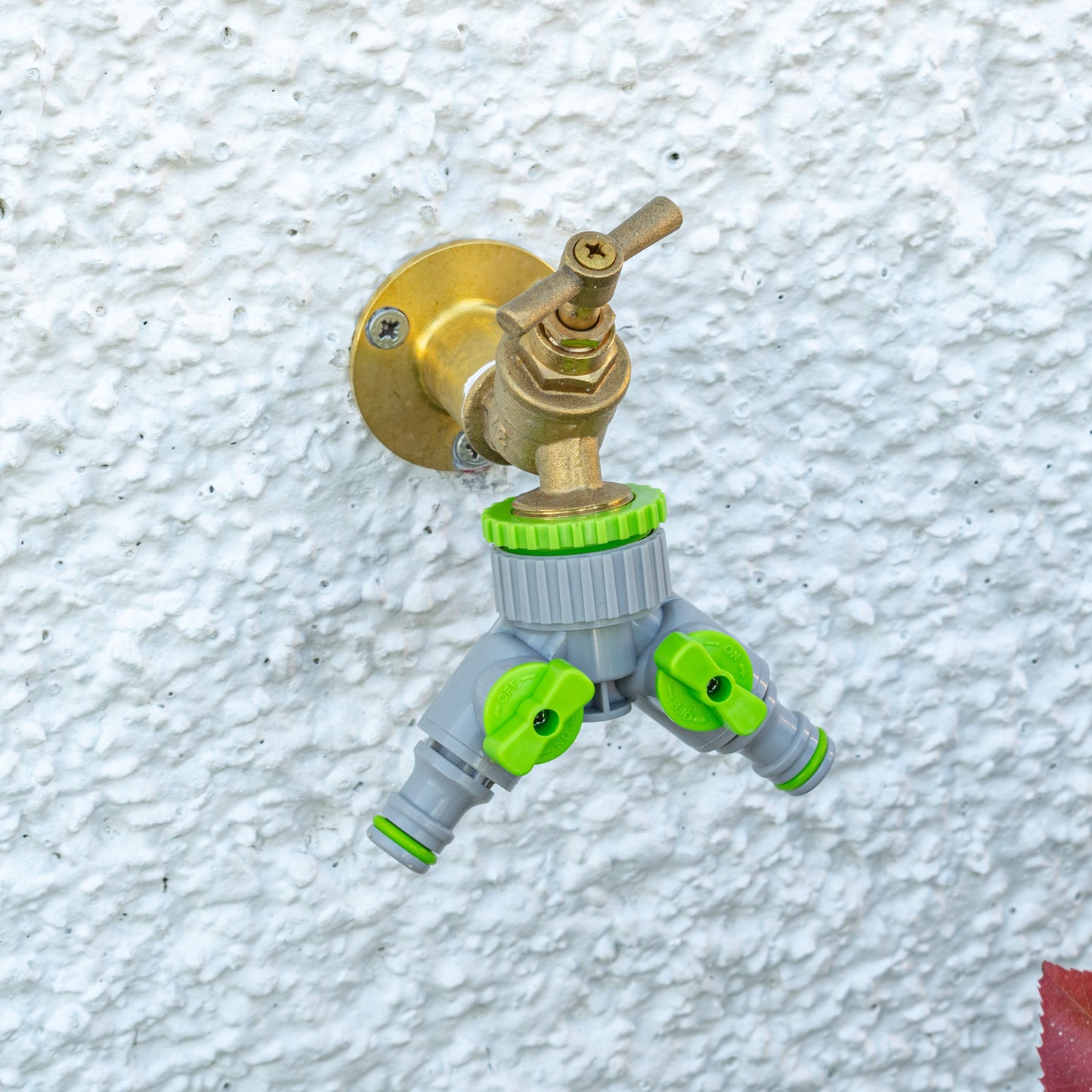Double Outlet Tap Splitter with Valves, Green & Grey