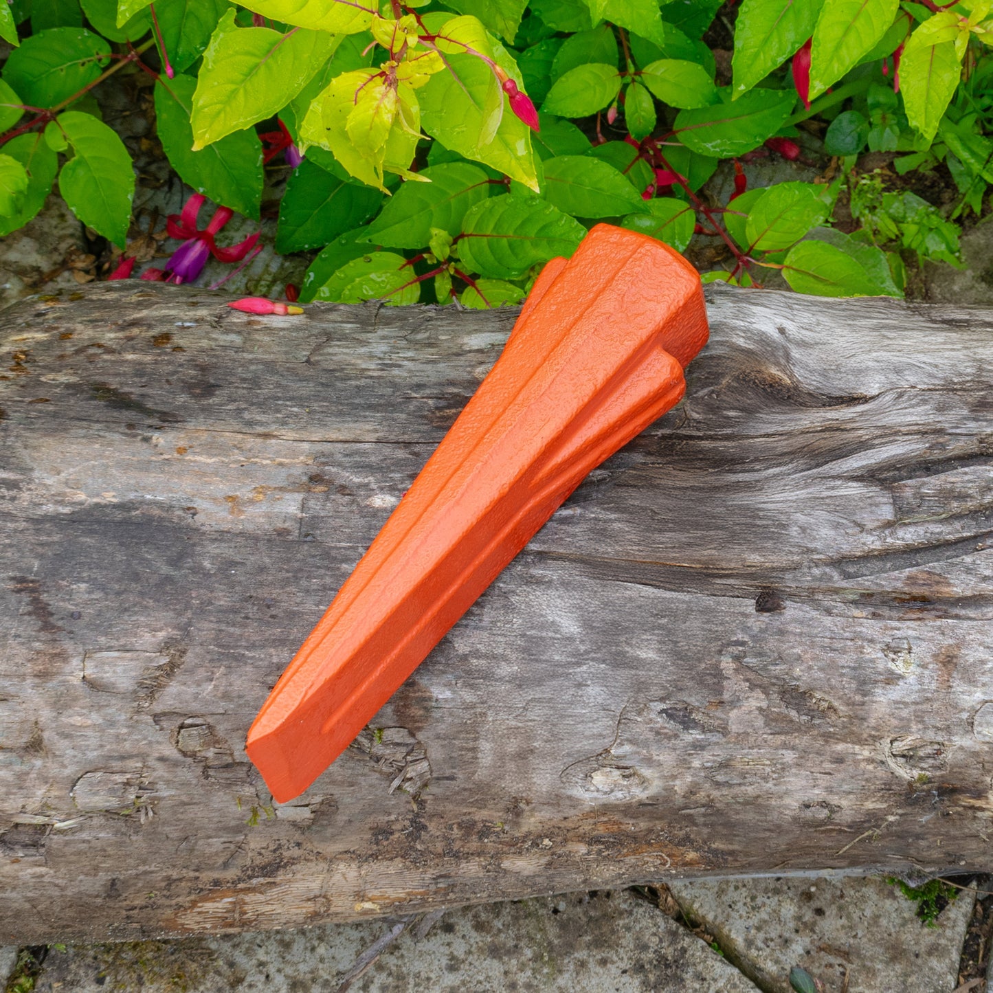 Red Spiked Steel Log Splitting Wedge, 2.3kg