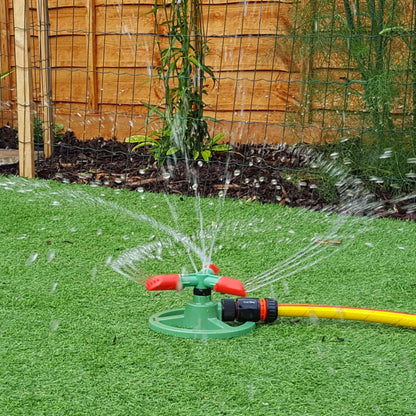 3-Arm Rotating Garden Sprinkler, Green