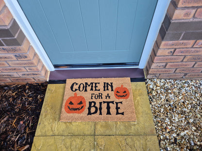 Coir Doormat, 60cm x 40cm - 'Come In For A Bite'