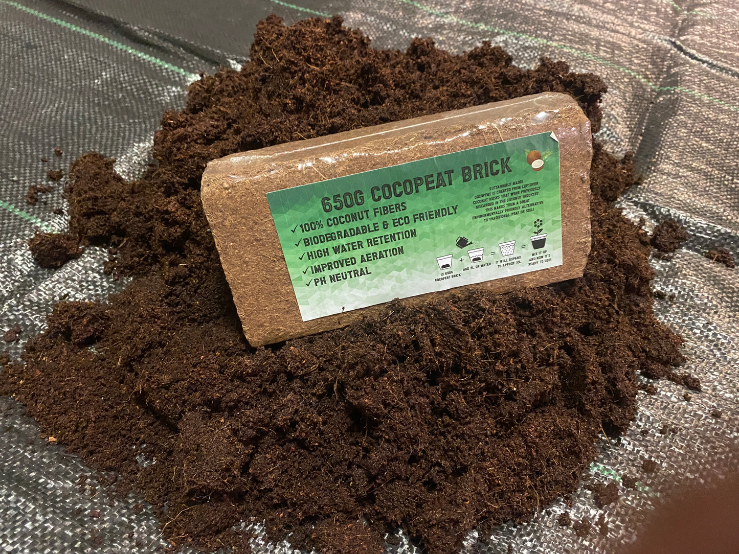 Organic Coconut Coir Fibre Natural Compost Brick, 650g