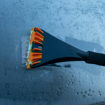 Telescopic Handle 2-in-1 Ice Scraper & Snow Brush