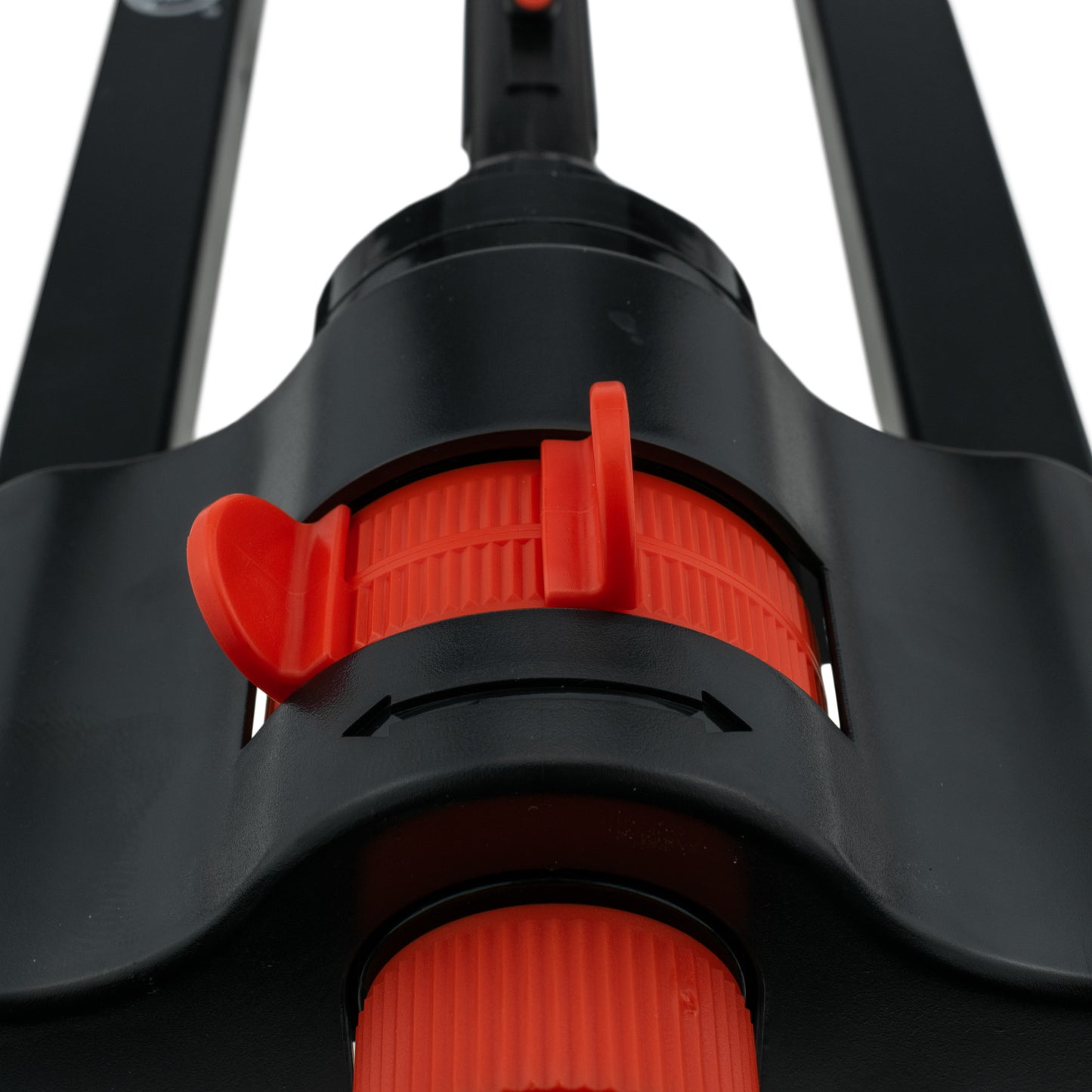 Oscillating Bar Sprinkler, Black & Orange