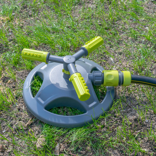 3-Arm Rotating Garden Sprinkler, Lime line